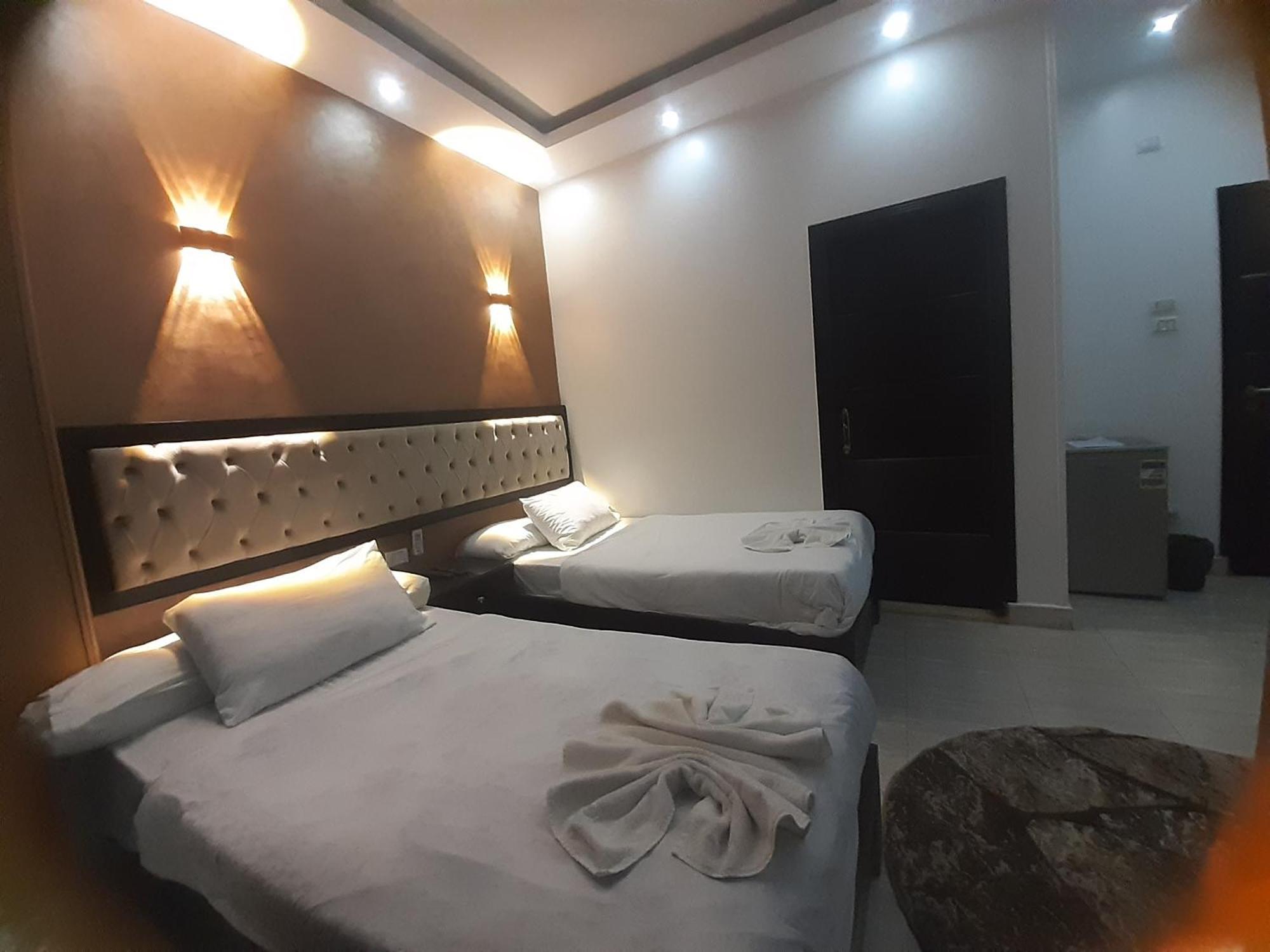 Tut Pyramids View Hotel Kafrat al Jabal Exterior photo