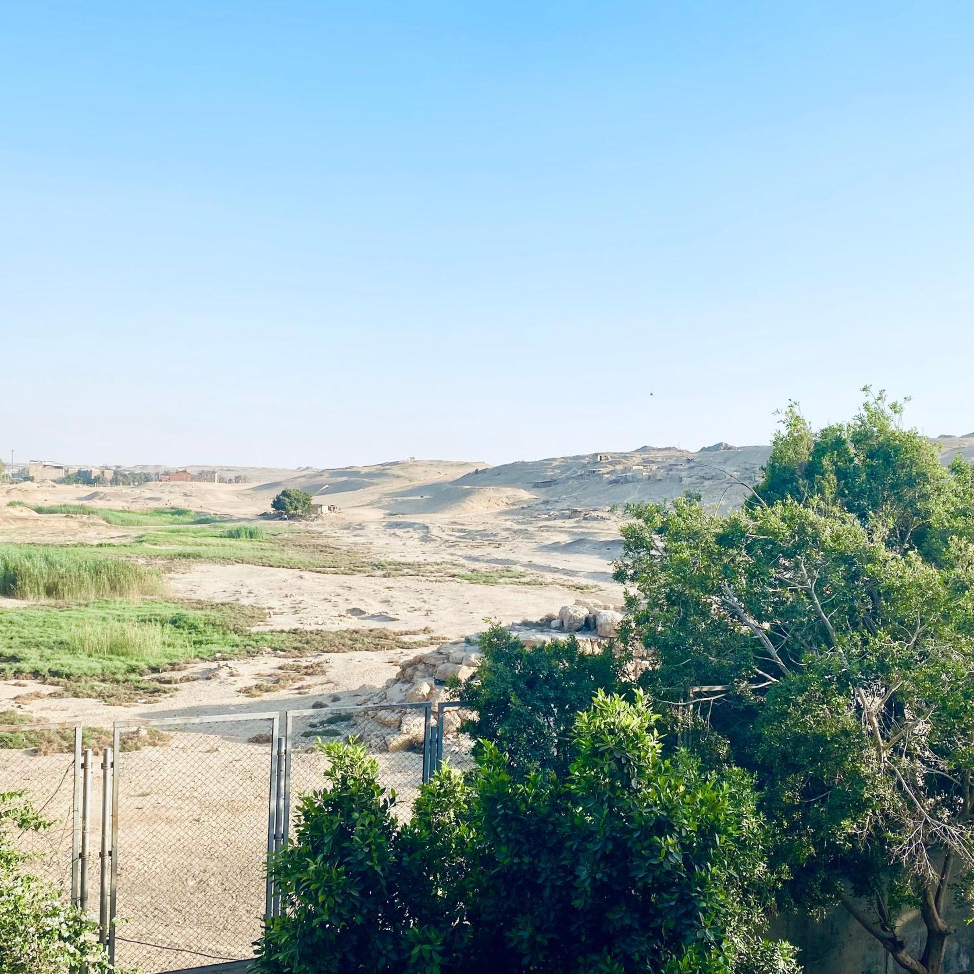 Tut Pyramids View Hotel Kafrat al Jabal Exterior photo